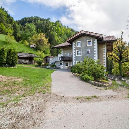 Schildhof Ebion Schildhofsuite St. Leonhard in Passeier Exterior foto