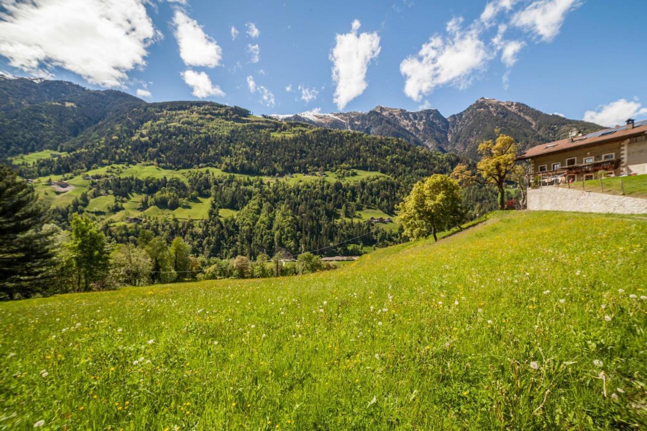 Schildhof Ebion Schildhofsuite St. Leonhard in Passeier Exterior foto